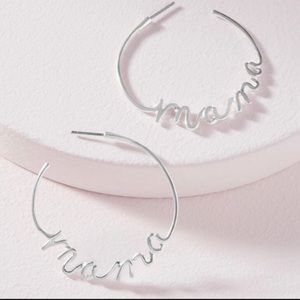 🌼Great for a new Mama! Stella & Dot mama hoops silver